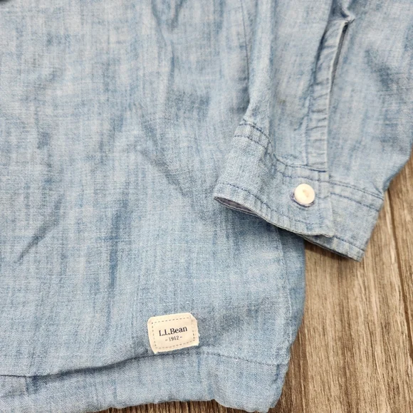 LL Bean Chambray Anorak Hoodie Light Blue Pullover Kangaroo Pocket Size Large - Picture 2 of 13